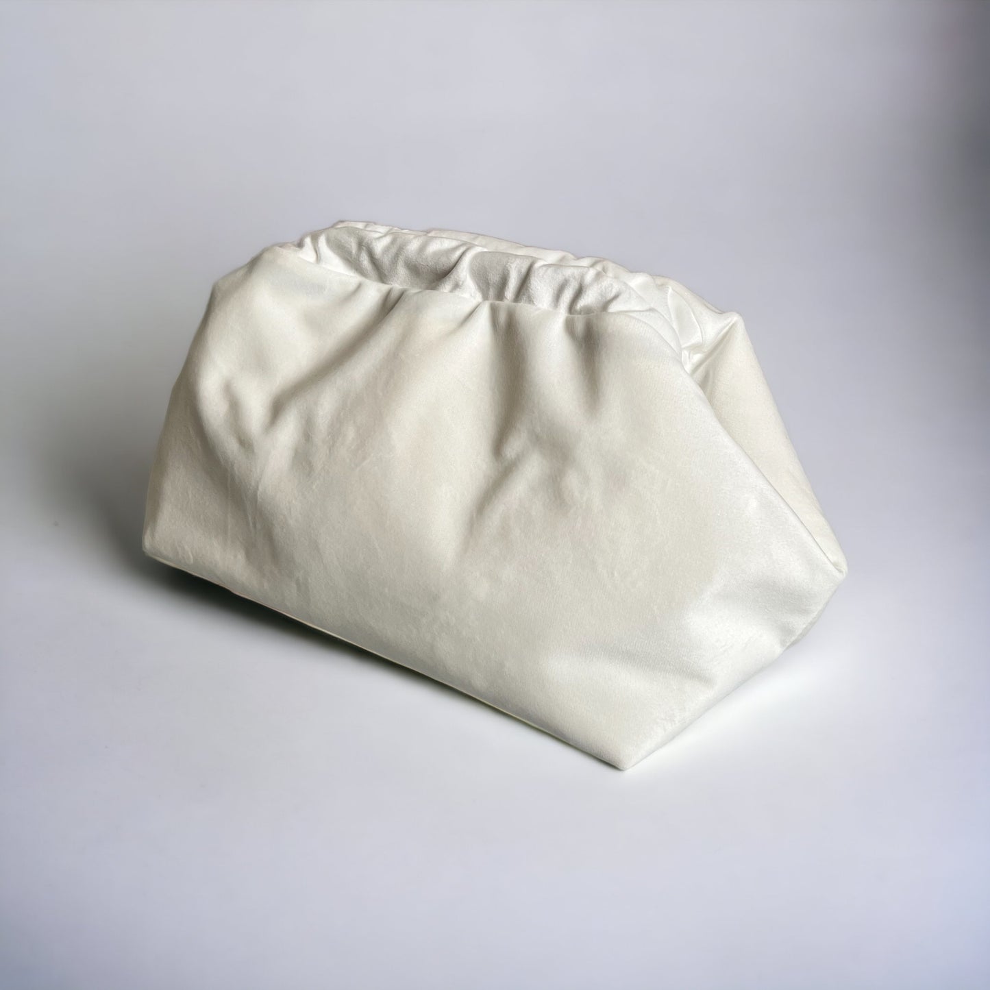 Maxi Velvet Pouch