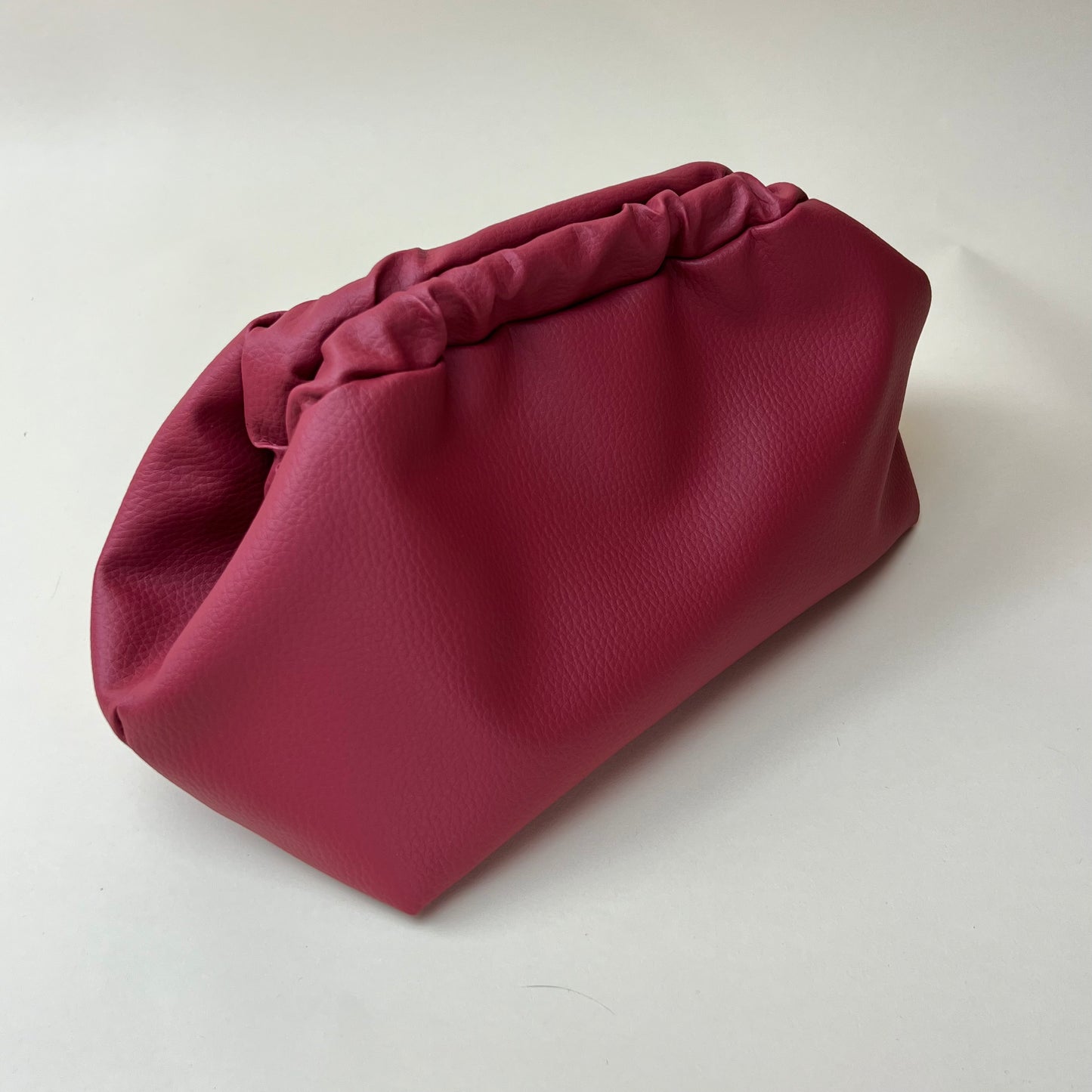 Pouch Ecopelle Martellata