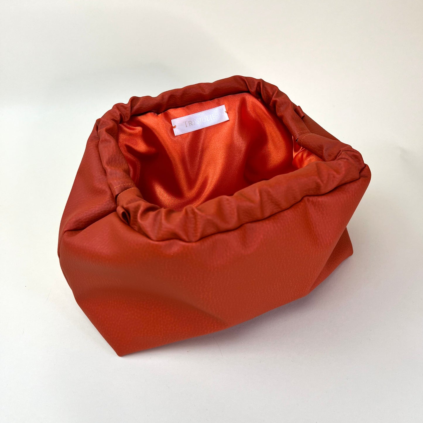 Pouch Ecopelle Martellata