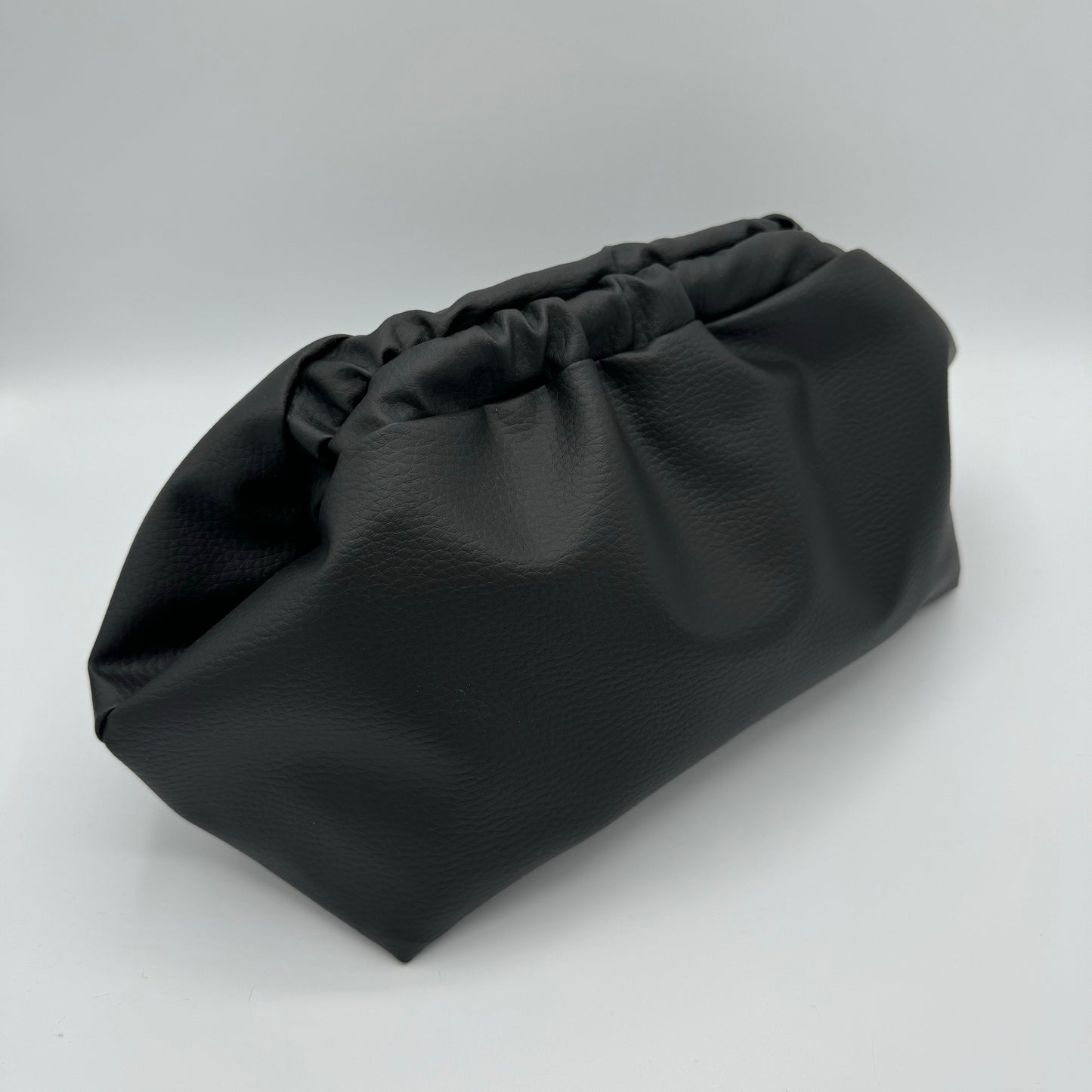 Pouch Ecopelle Martellata