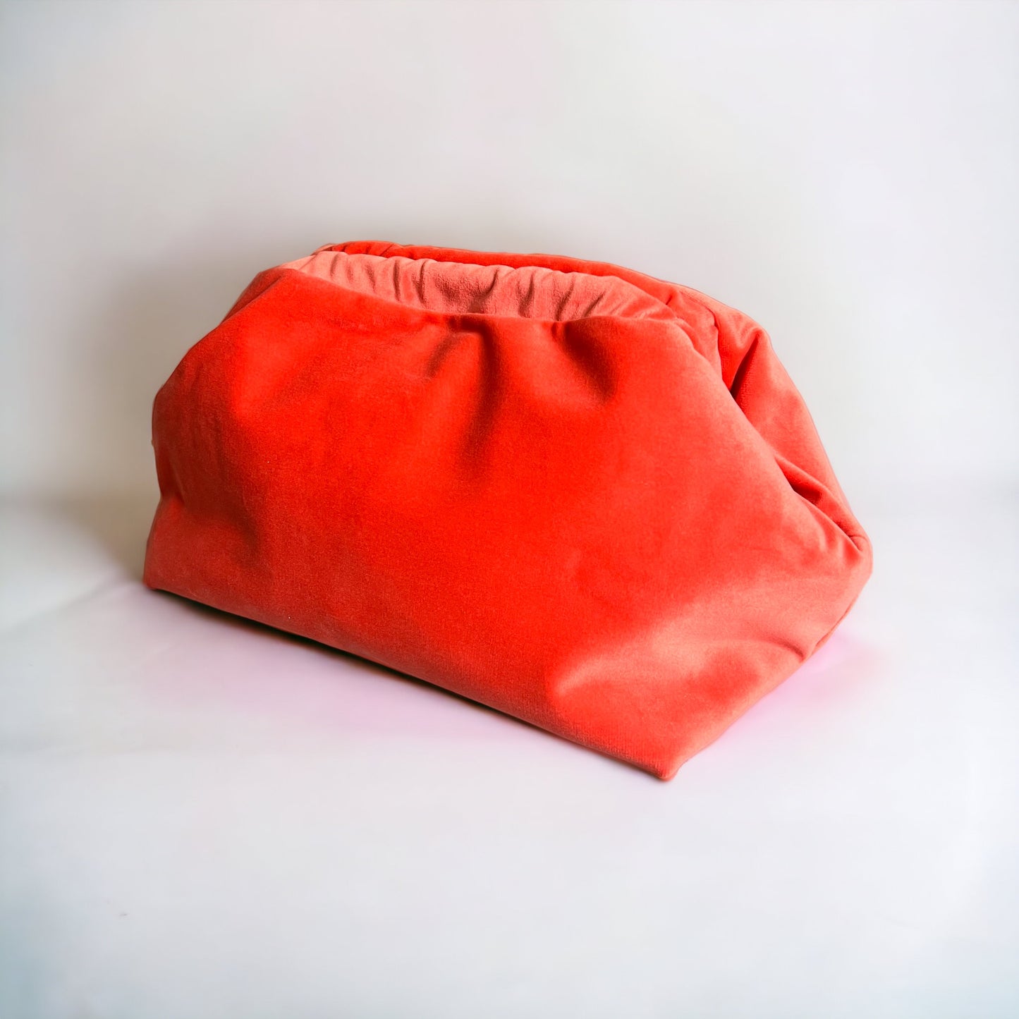 Maxi Velvet Pouch