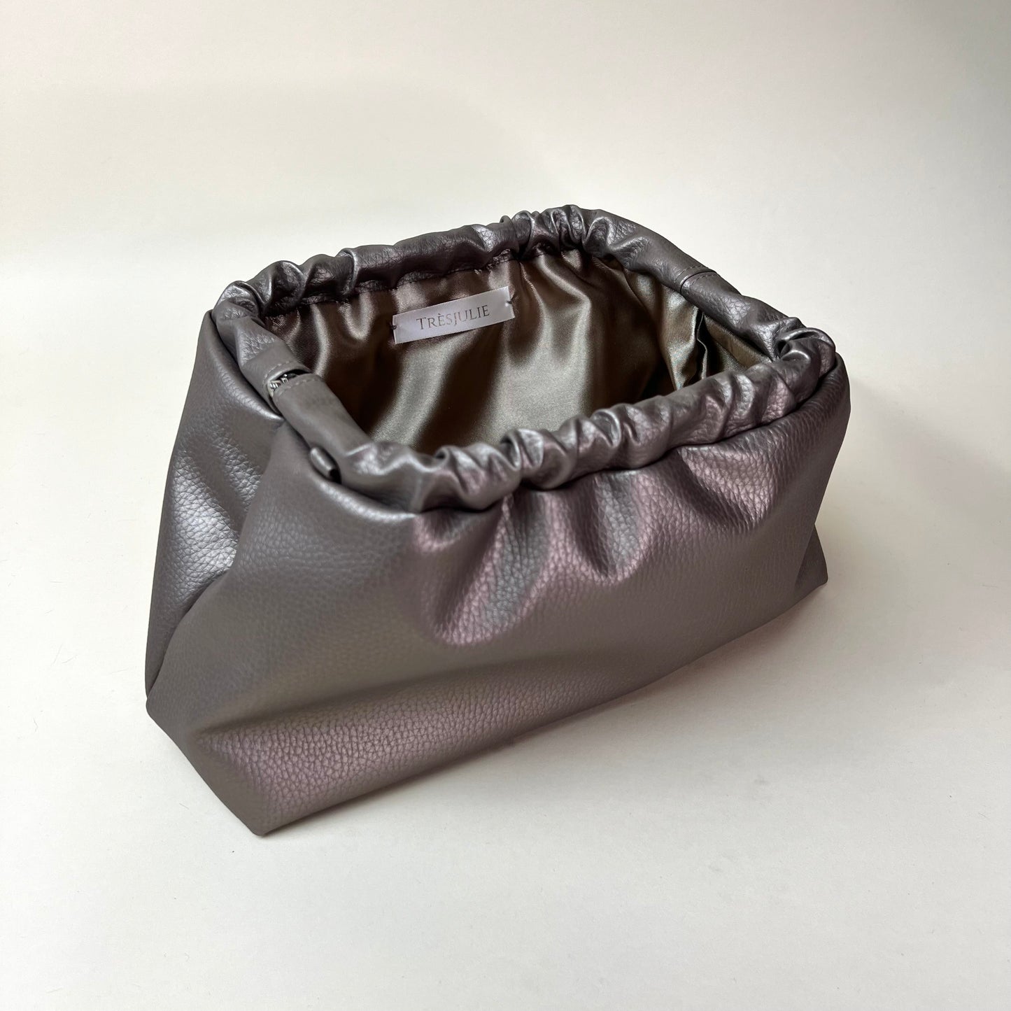 Pouch Ecopelle Martellata